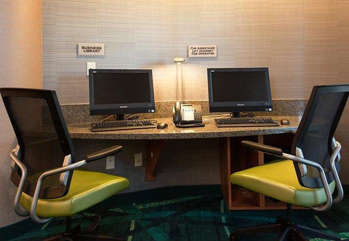 Springhill By Marriott Natomas Hotel 3*